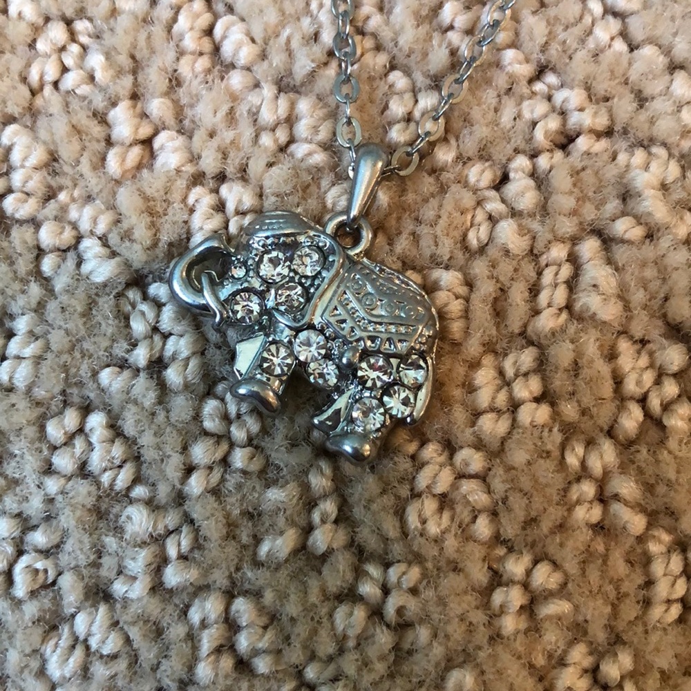 Jewelry bundle - Picture 6 of 8